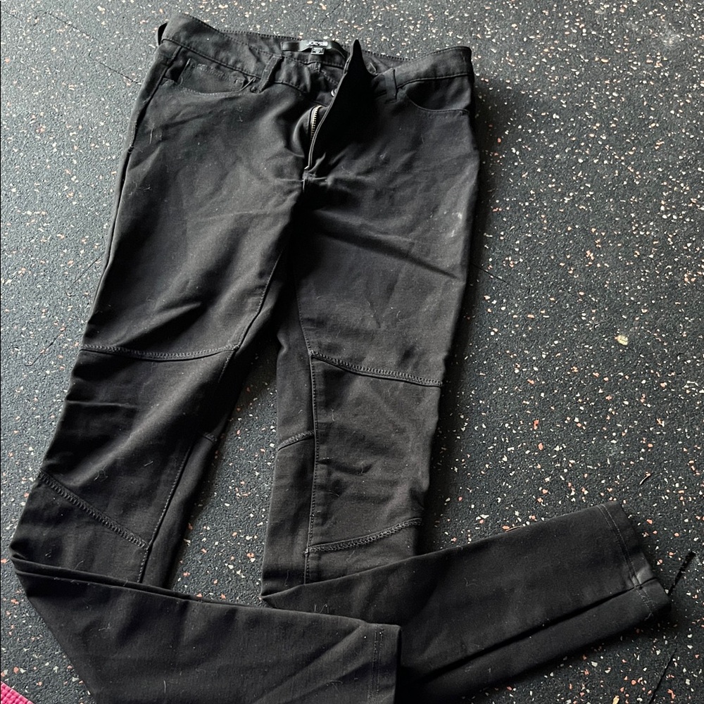 Black Skinny Pants